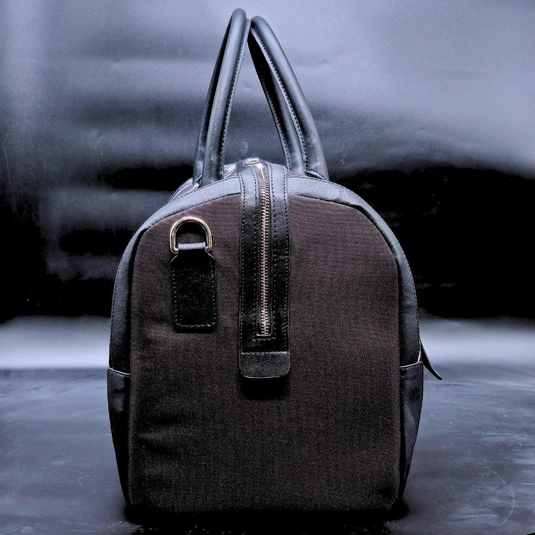 SYC Travel Bag: Black and White Modern Elegance